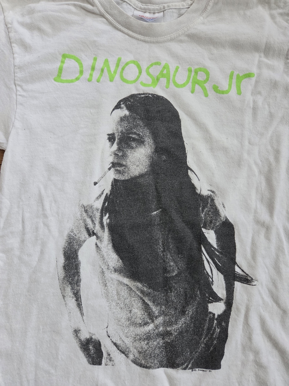 Vintage DINOSAUR JR Graphic T-Shirt - Small